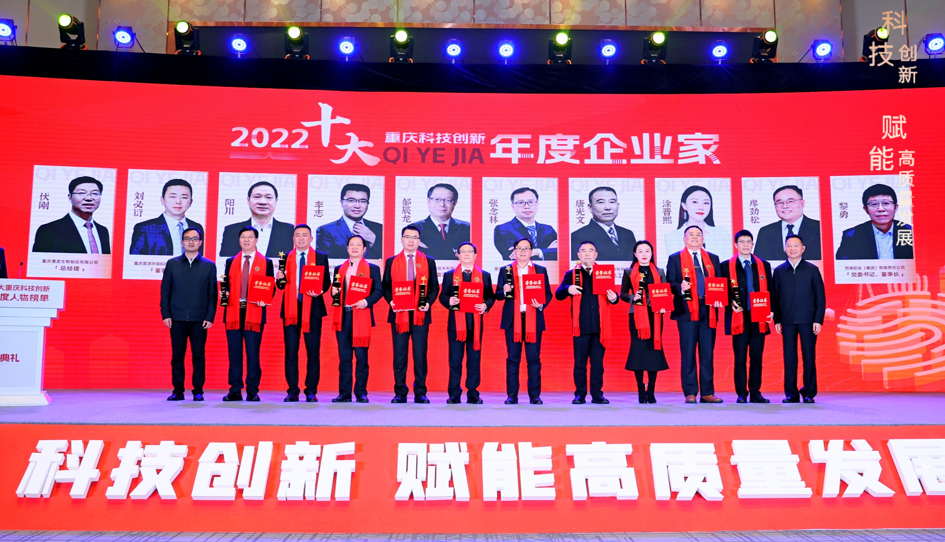 CG813843.JPG